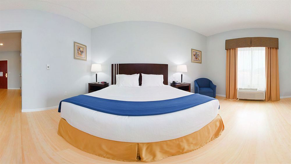Holiday Inn Express - Bentleyville Dış mekan fotoğraf